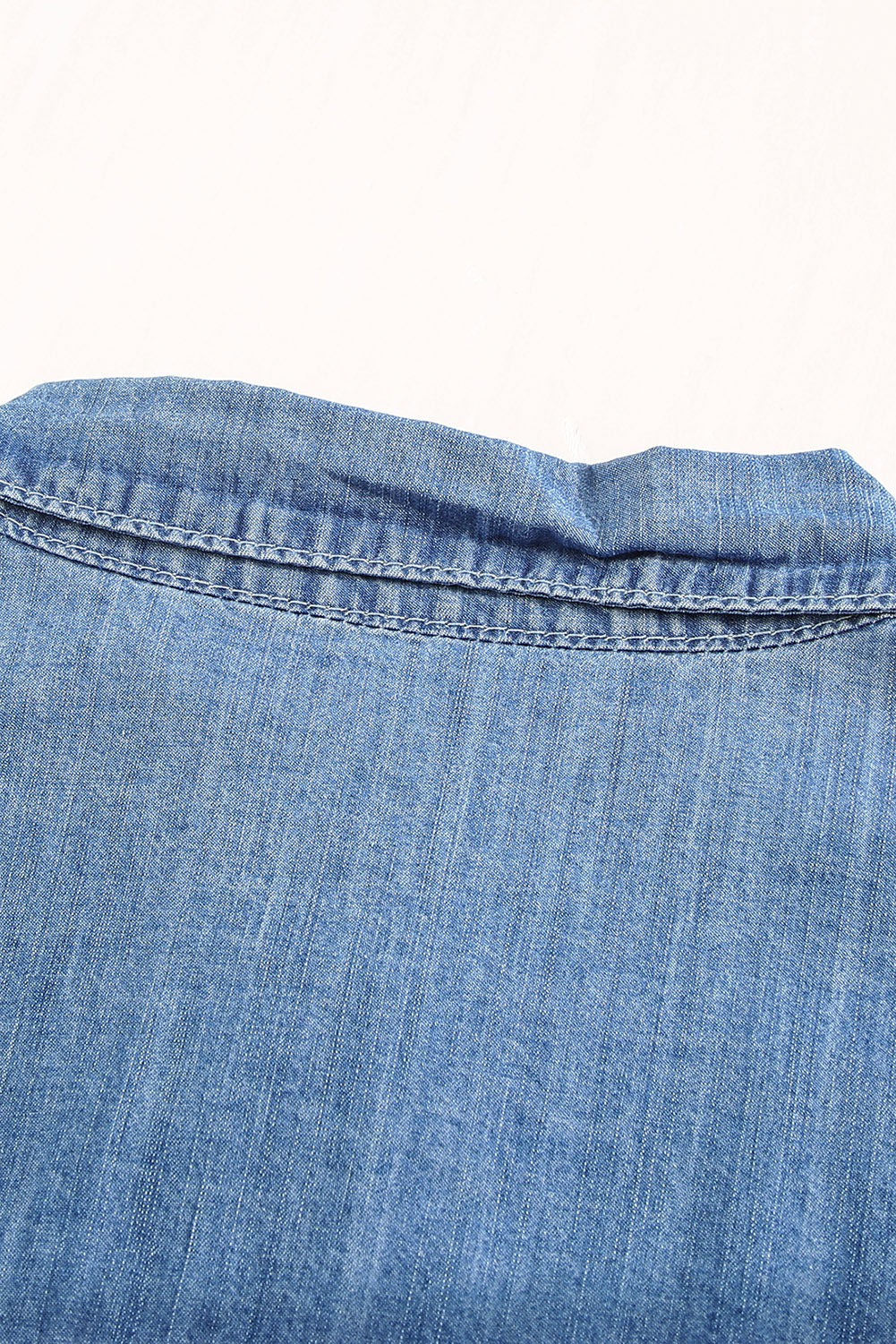 Turn Down Collar Buttoned Long Sleeve Denim Shirt